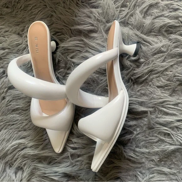 JW PEI White Sculptural Heels with Stiletto - Picture 2 of 4